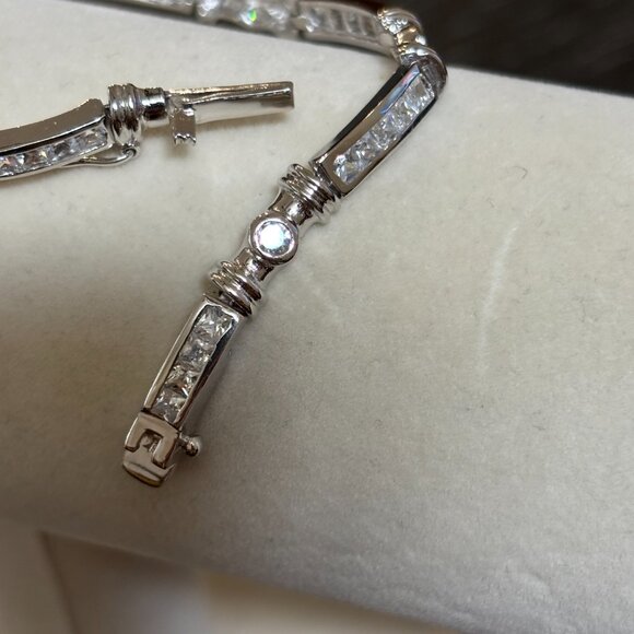 Designer Inspired Cubic Zirconia Bracelet - Picture 10 of 11